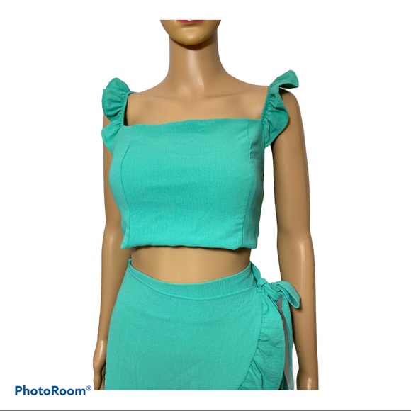 Blue blush 2  piece,  Skirt and top size s… - Picture 7 of 9